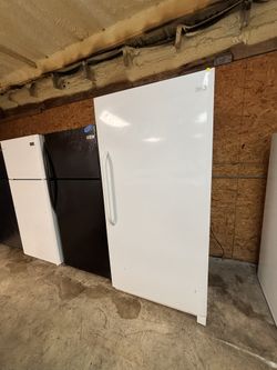 Upright Freezer 