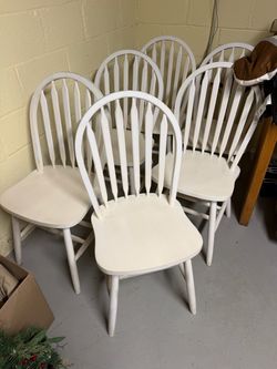 Set of 6 White Windsor Dining Chairs