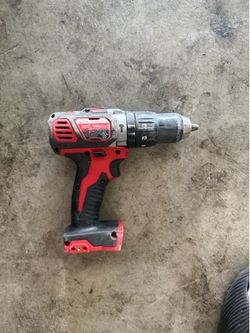 Milwaukee M18 1/2” Hammer Drill/Driver