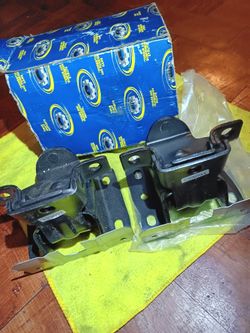 Chevy Silverado Motor Mounts Gm