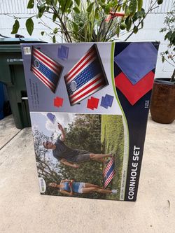 brand new cornhole set