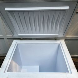 Chest Freezer 5cu ft Capacity 