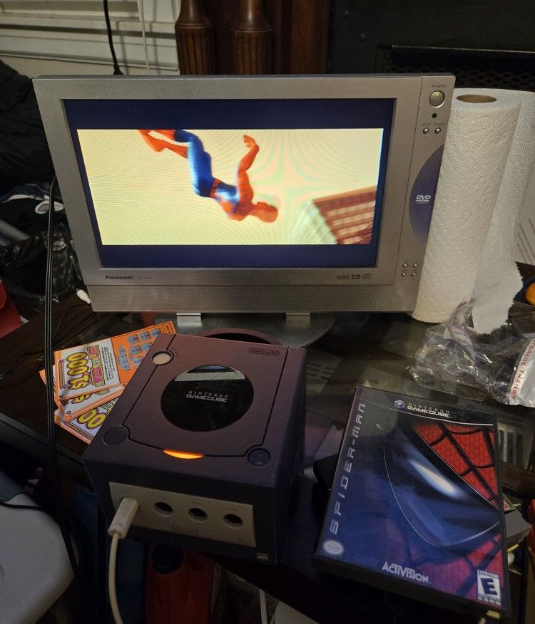 Nintendo GameCube With 8 Games