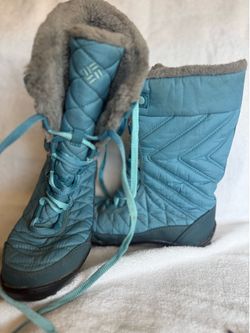 Blue boots size 4