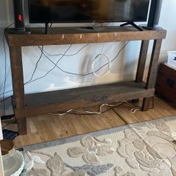 Free TV Stand