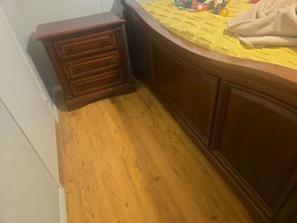 Bed king why matress 2 night stand