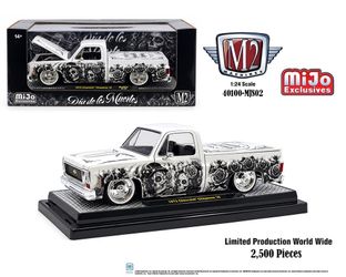 M2 Machines 1:24 1978 Chevrolet C10 Squarebody Diecast Custom “Dia De Los Muertos” Limited Edition 2,500 Pcs – Exclusive Diecast Model