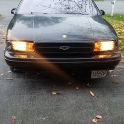  91-96 Caprice, Roadmaster  Hood