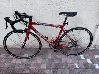 Giant TCR 2 (with 2 Cateye Wireless Bike computers)