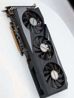 Gigabyte Nvidia geforce  rtx 3060 OC 12gb gpu