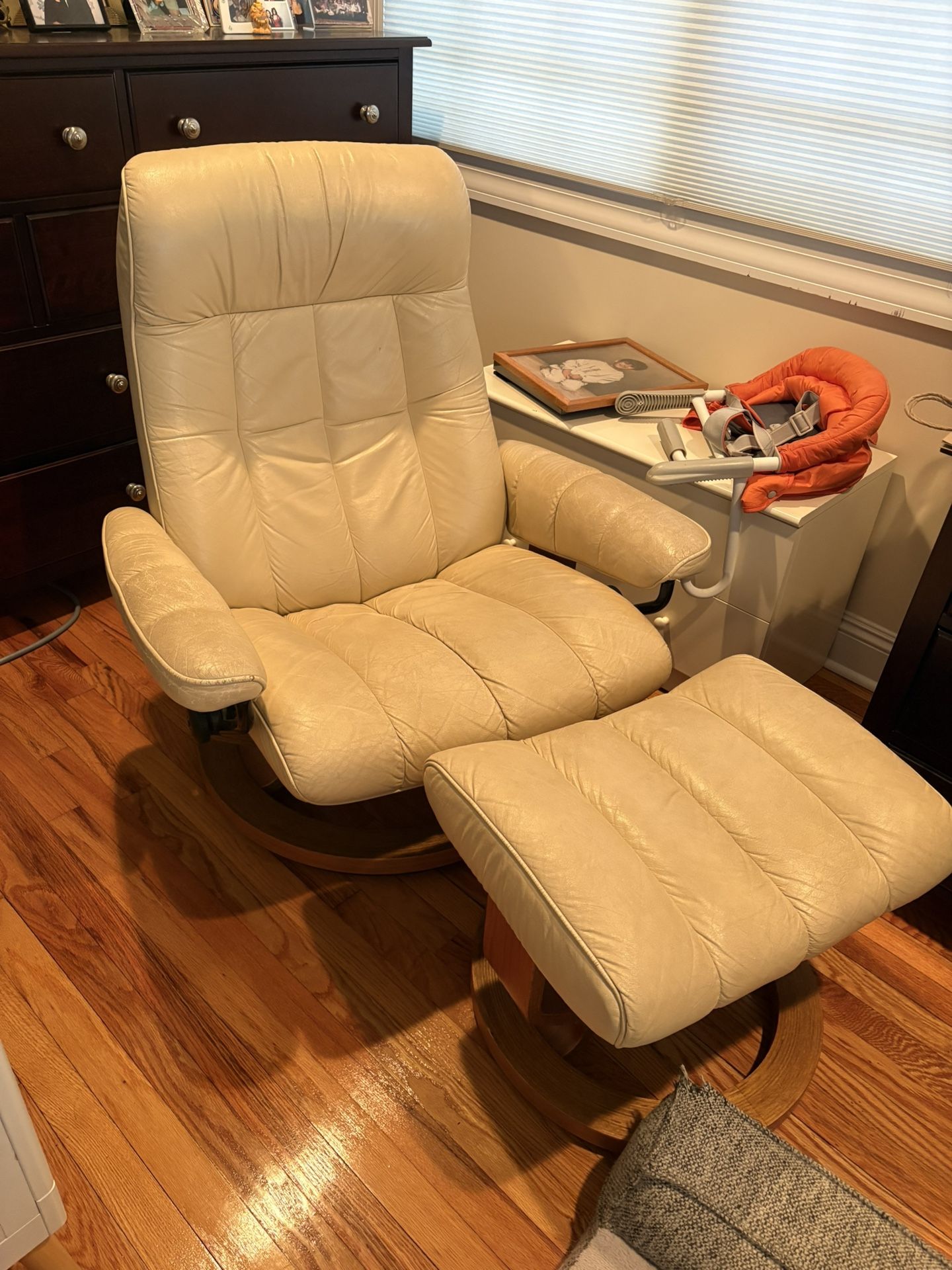 Vintage Leather Reclining Chair 
