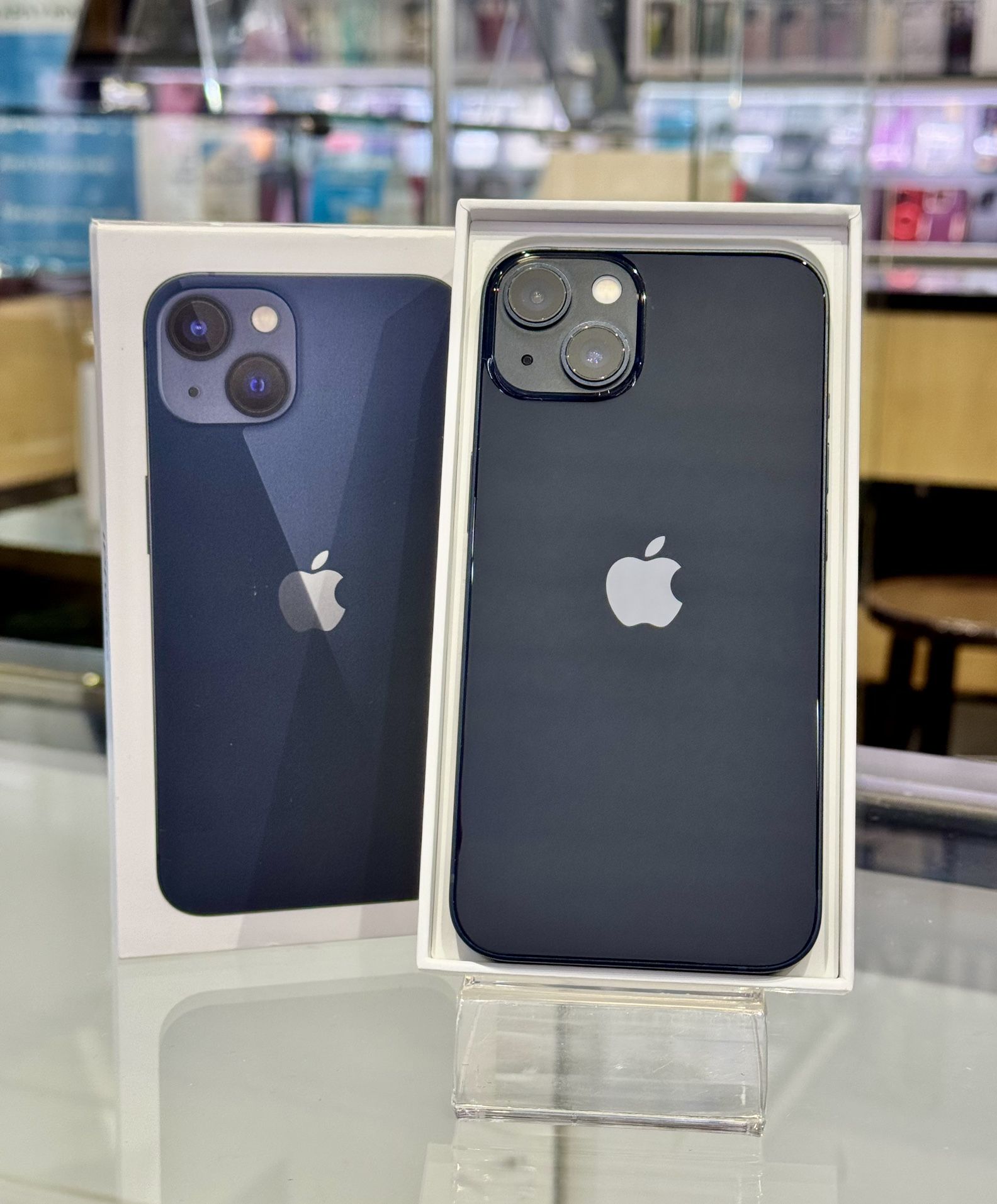 Apple iPhone 13 128GB AT&T