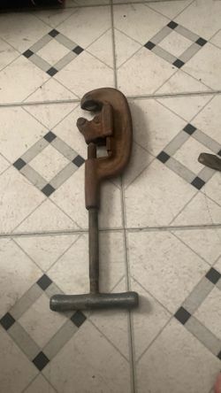 Ridgid pipe cutter