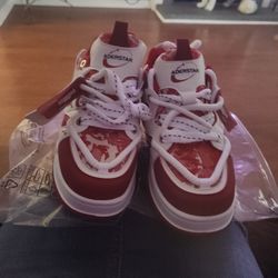 Tennis Red And White