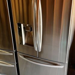 LG French Door Stainless Steel Refrigerator 