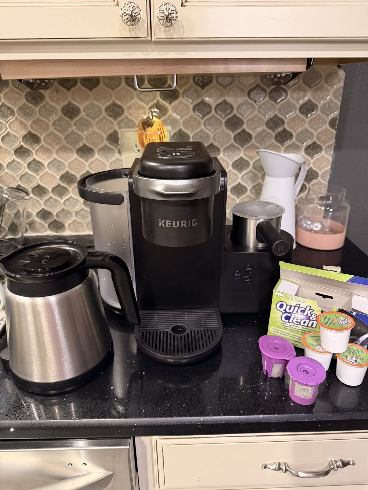 Keurig K-Cafe with extra pitcher and cleaner