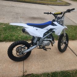 MZK 125R