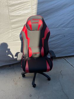 AKRacing Gaming Chair Black and Red