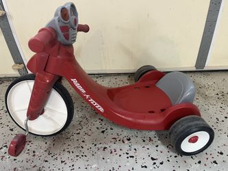 Radio Flyer Tricycle With Lights And Sounds