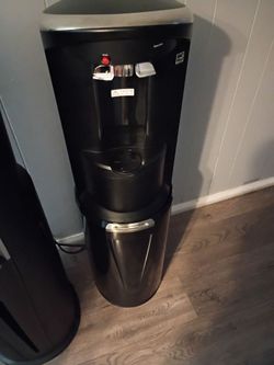 Water dispenser