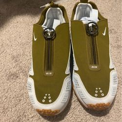 Women Nike Air Max SNDR size 9.5