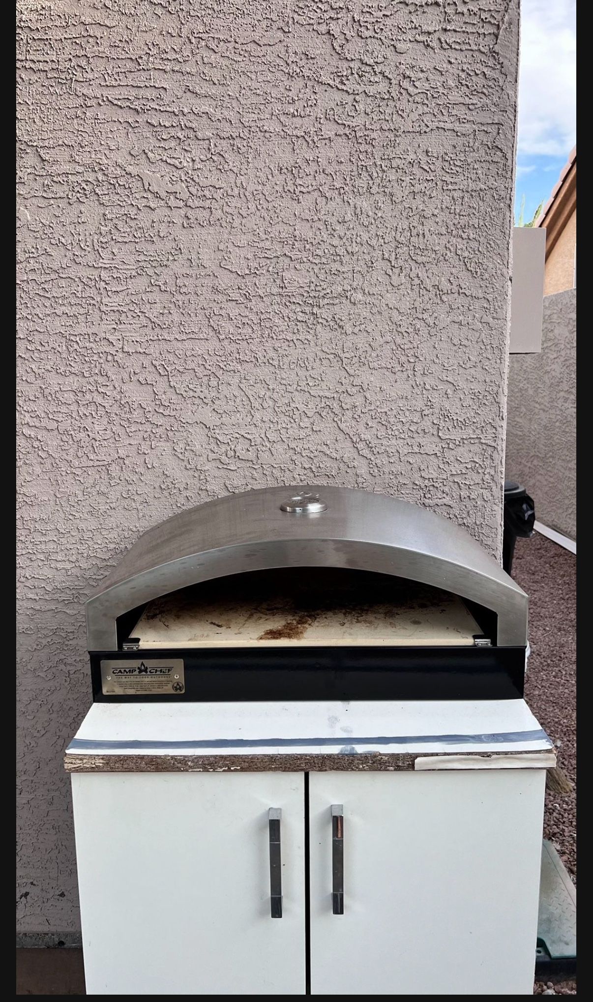 Camp Chef 24" x 16" x9” Artisan Pizza Oven