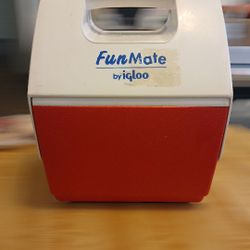 Vintage Funmate by IGLOO
