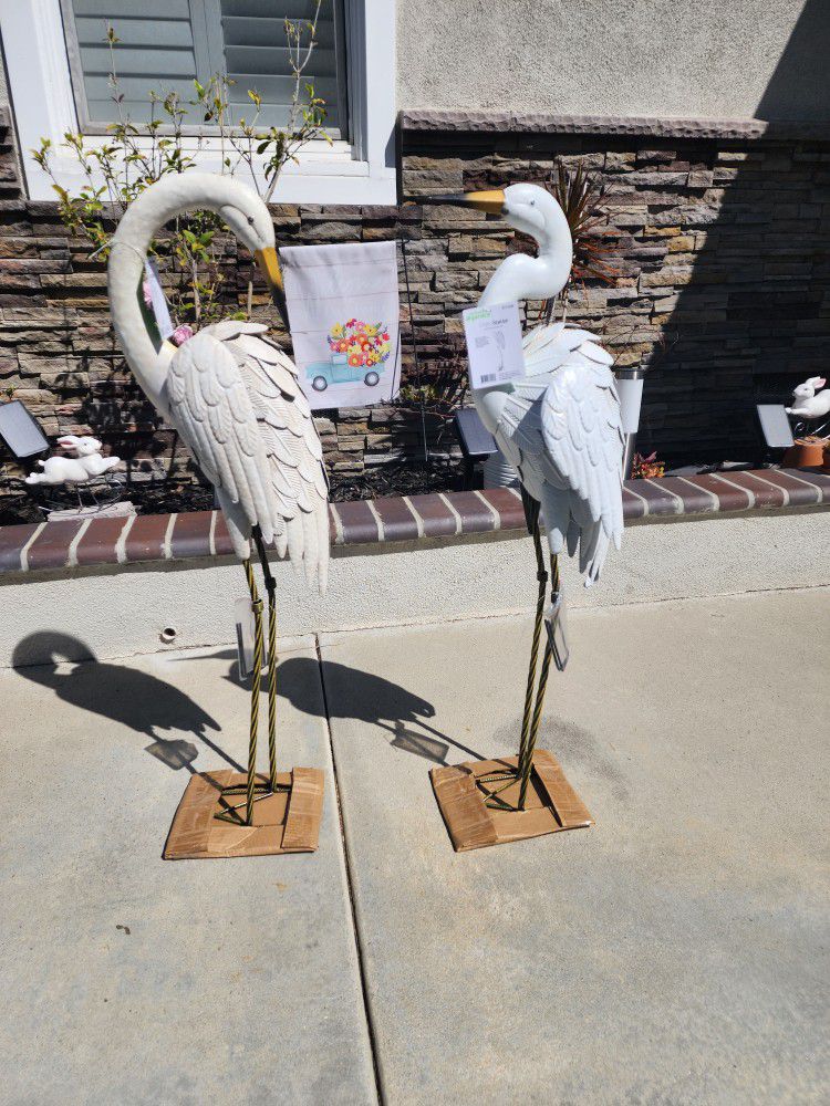 Pair Of Crane Birds Yard Statues