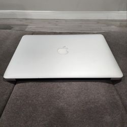 MacBook Air (13-inch, Early 2015)