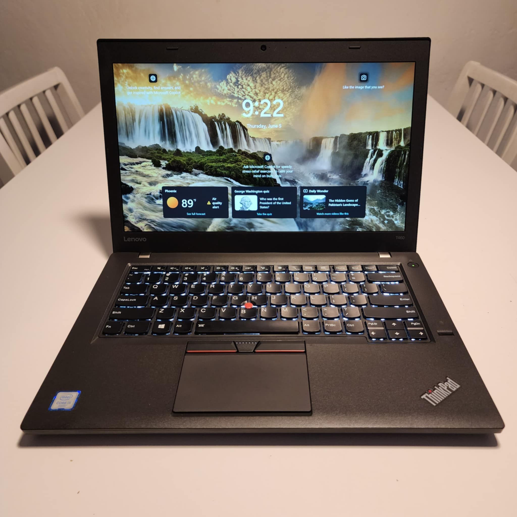 Lenovo ThinkPad T460 14" Laptop Computer Touchscreen intel Core i5-6200U @2.30GHz 10GB RAM 240GB SSD Windows 11, Microsoft Office installed. Noth