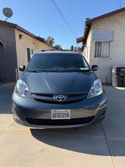 2009 Toyota Sienna