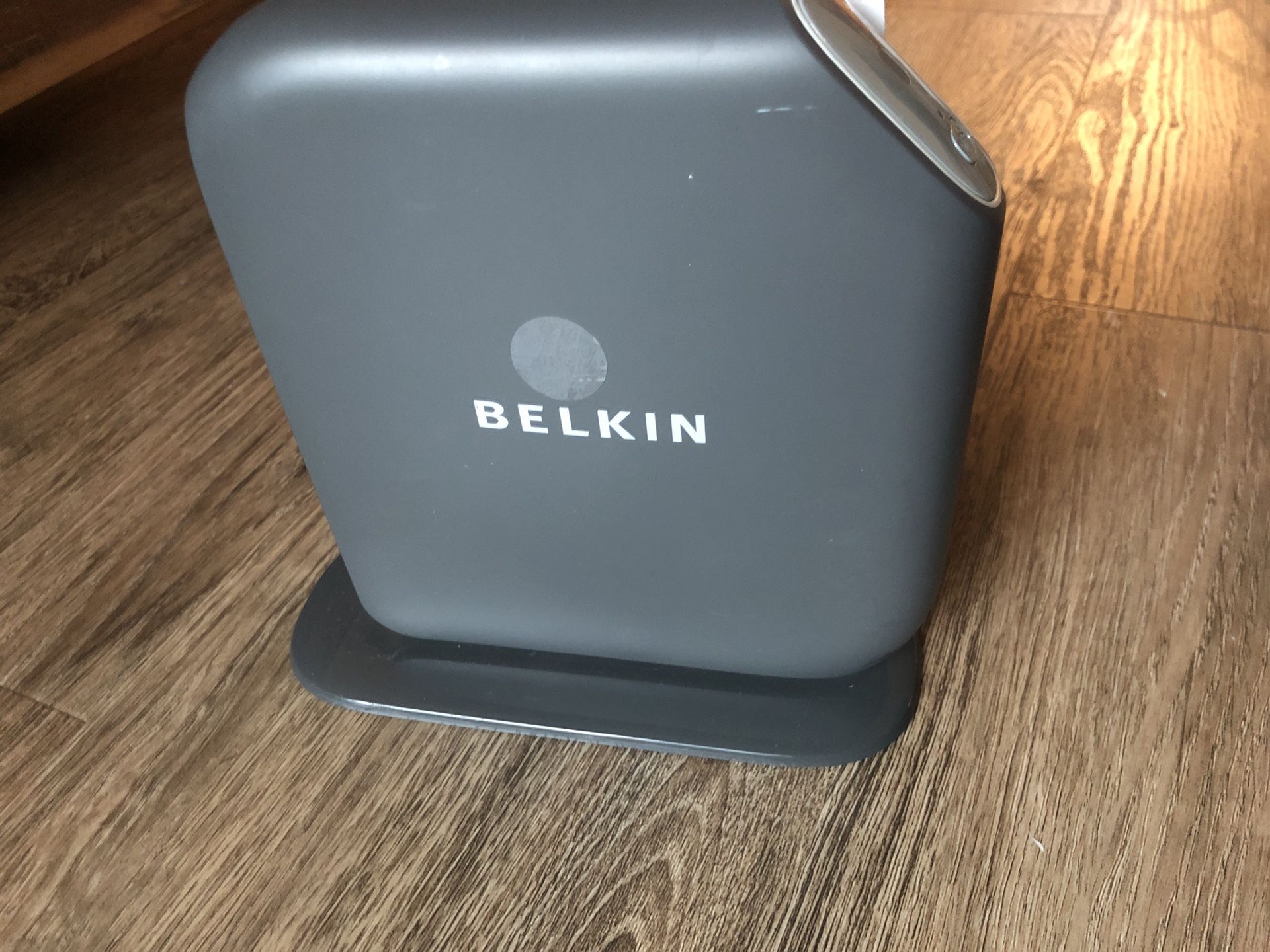 Belkin N300 modem