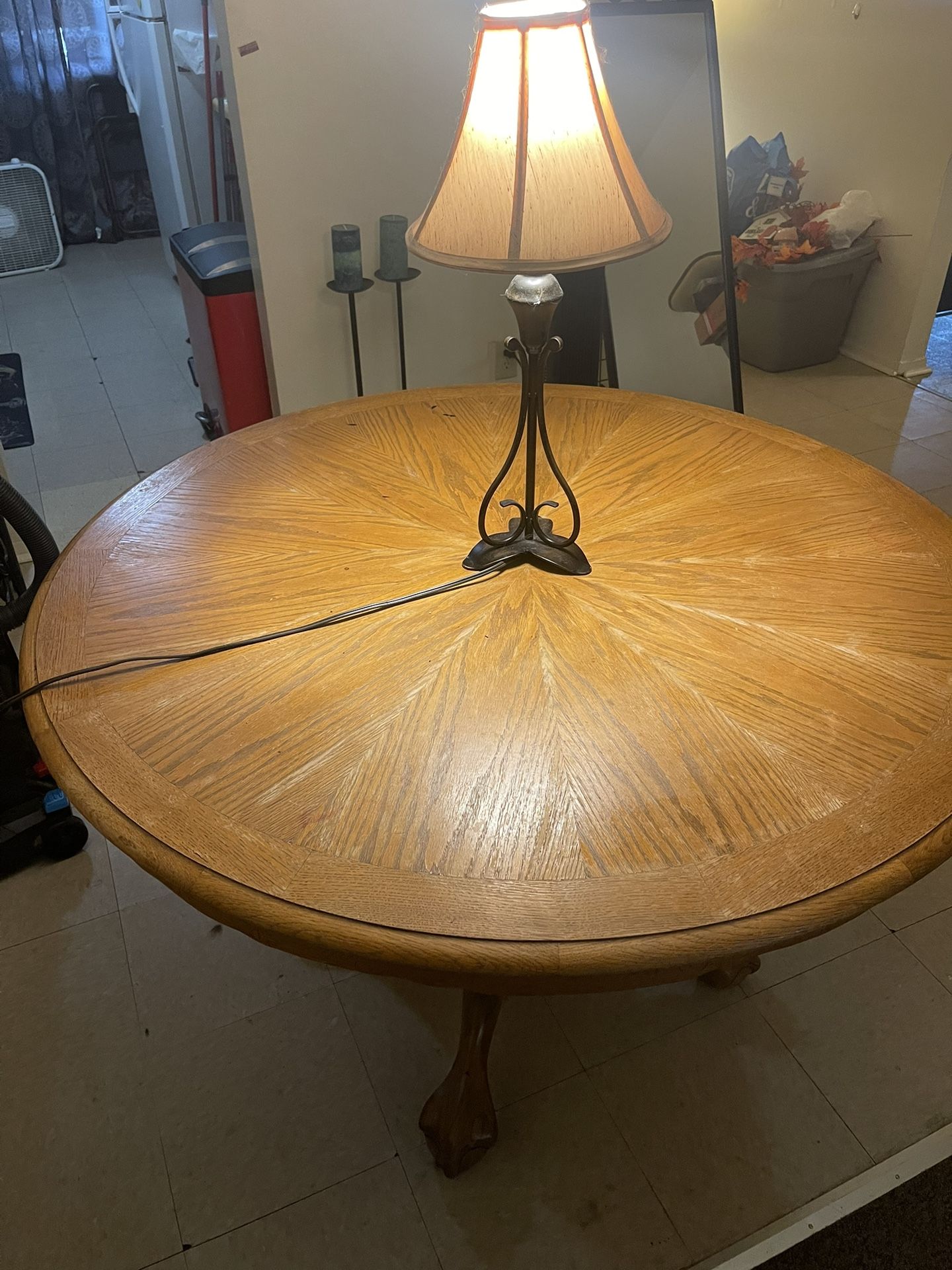ANTIQUE DINNING ROOM WOOD TABLE