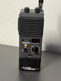 Handheld CB radio