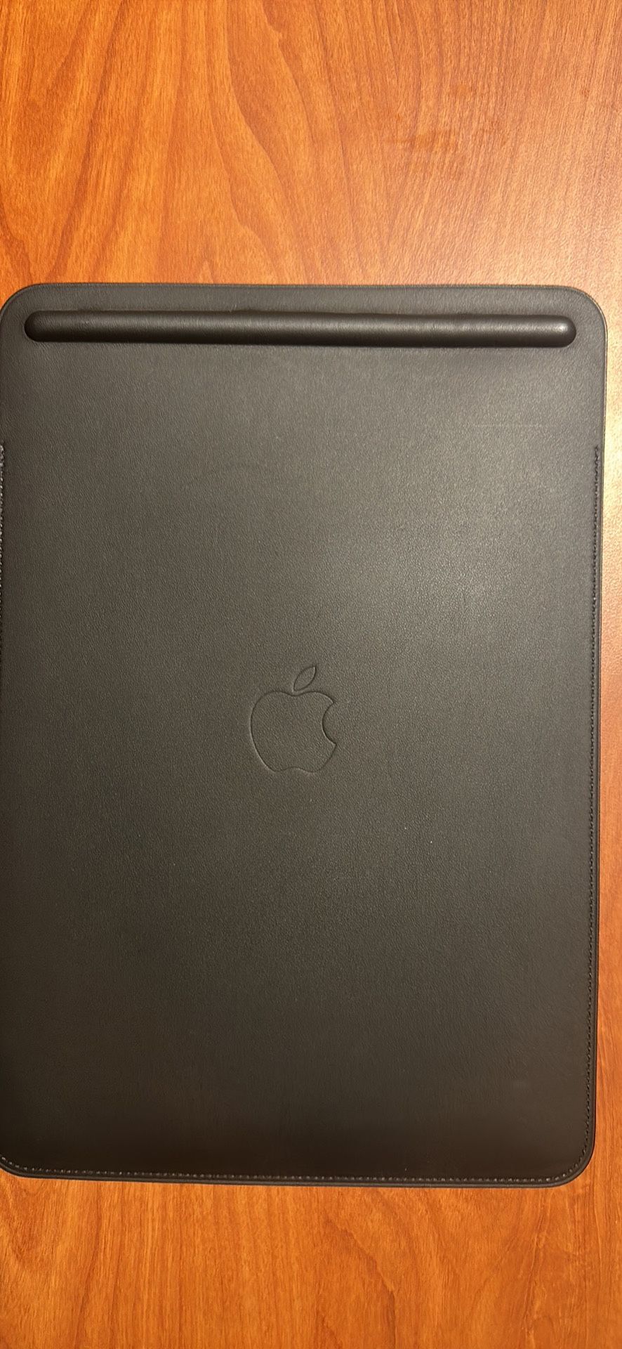 iPad Sleeve and Apple Smart Cover