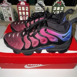 Nike Air VaporMax Plus 🔥 Burgundy Fade | Clean & Comfortable