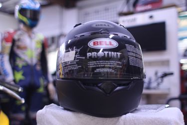 Black XXL BELL Motorcycle Helmet
