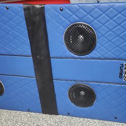 I have rzr roof speaker base