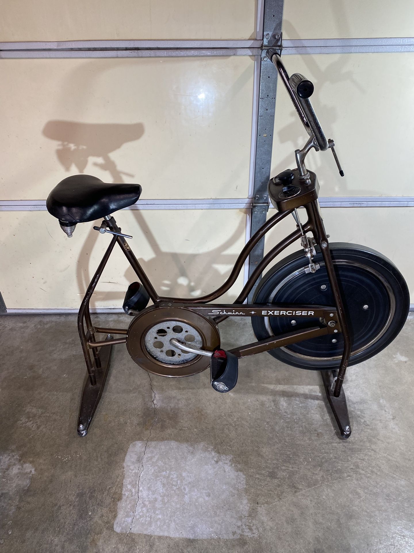 Schwinn Exerciser XR5 Stationary Exercise Bike