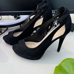 Black heel 