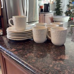 Gibson Tea/coffee Cups and Saucers