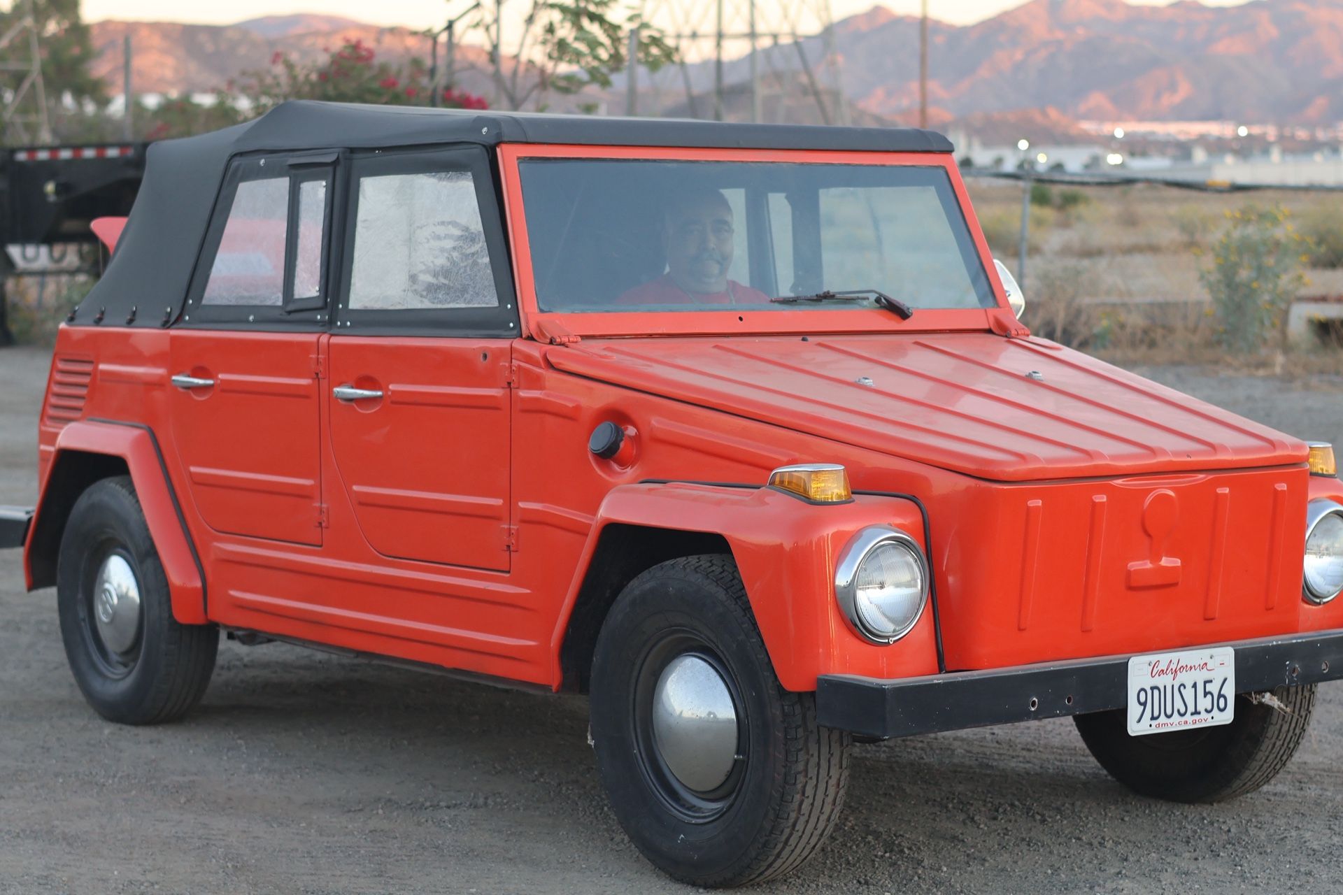 Vow Wagon Thing Safari