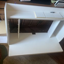 Floating desk