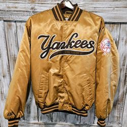 *RARE* Vintage 90's Majestic "New York Yankees" Jacket! (XL)