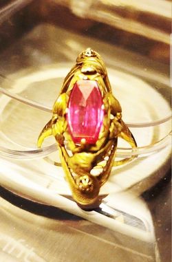 14kt Solid Gold With Pink Sapphire Ring