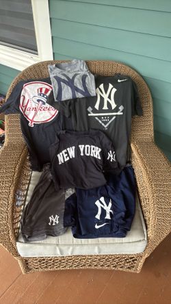 Men’s NY Yankees Fan-wear Bundle - size S