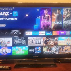 55" Samsung TV 1080p LCD HDTV. Perfect condition