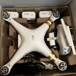 DJI Phantom 3 Advanced Quadcopter with 2.7K Camera and Extra Battery