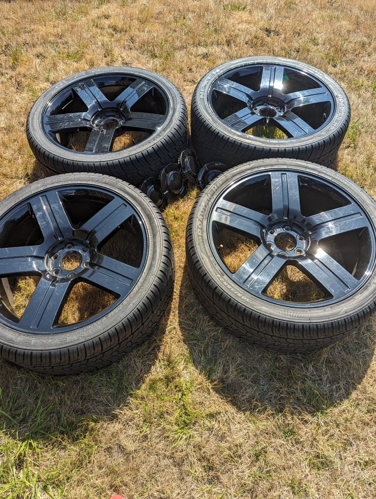 24" Black Texas Edition Rims