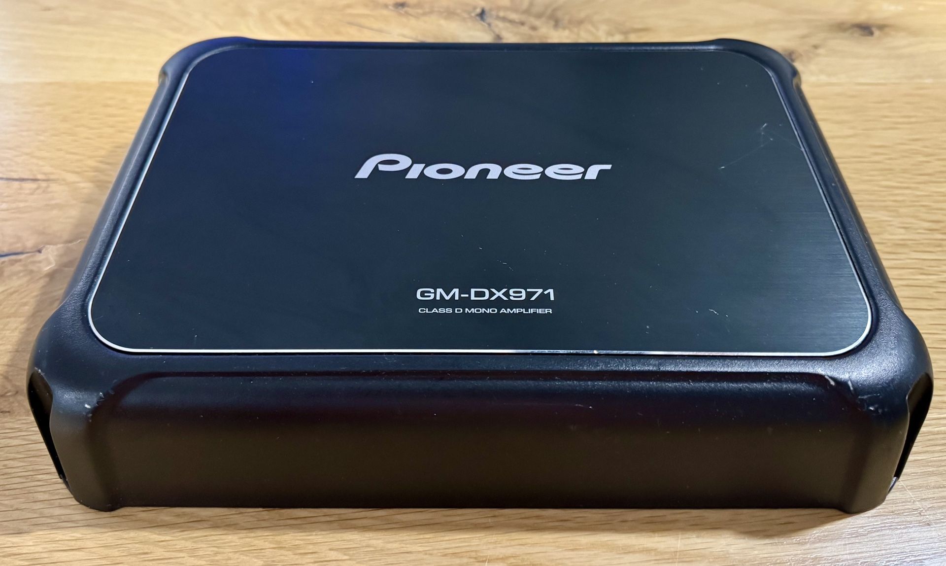 Pioneer GM-DX971 - Powerhouse Amplifier with 2,400 Watts, Class-D Technology, 1-Channel, Variable Low-Pass Filter, Compact Design